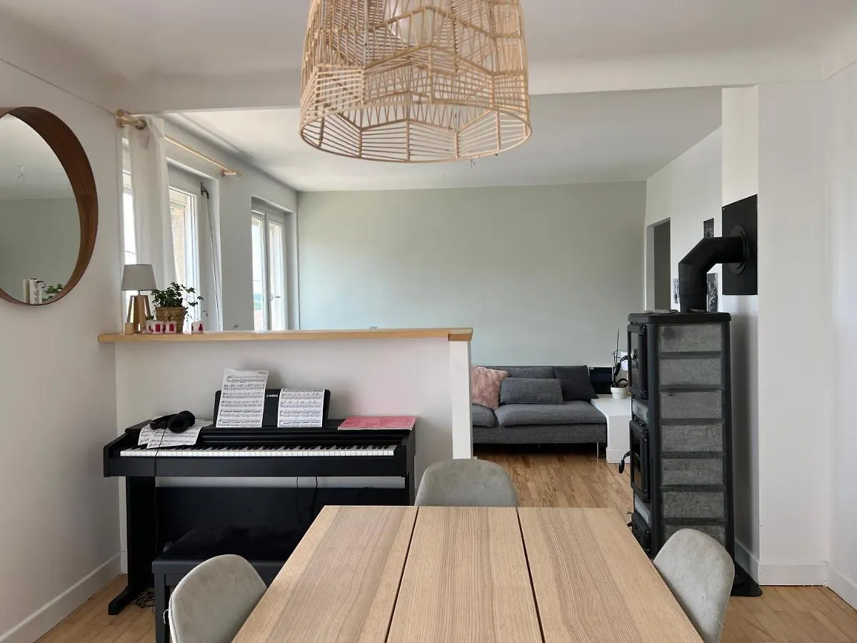 Jolie Maison Cosy, Grand Jardin, En Bordure De La Via Fluvia Yssingeaux 0*,  France